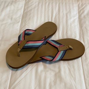 Vineyard Vines sandals